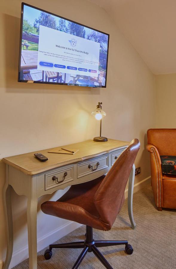 Full Moon Inn Rudge Роуд Экстерьер фото